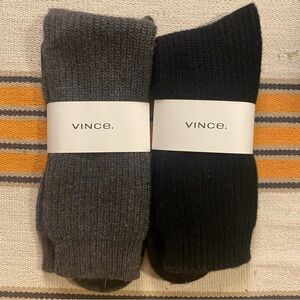 Vince Men's Casual Socks in Black and Gray